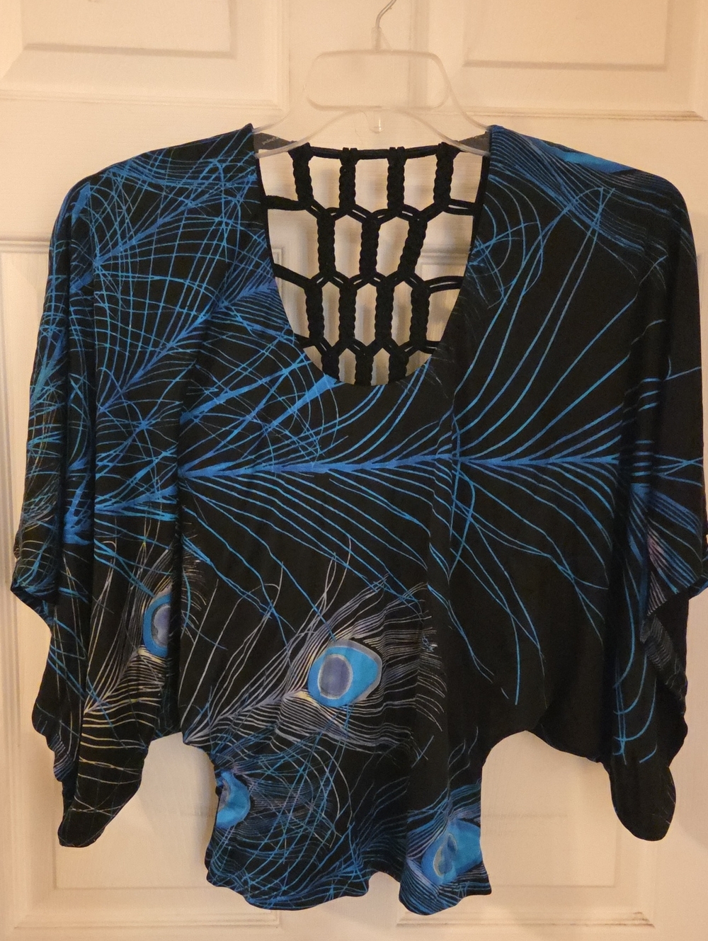 SKY BRAND Black & Blue Peacock-Print Tunic with Lattice Back